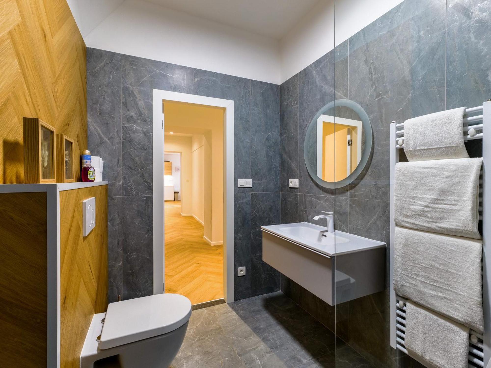 Hviezdoslavova Apartments, Trnava Centre, Parking Available Exterior photo