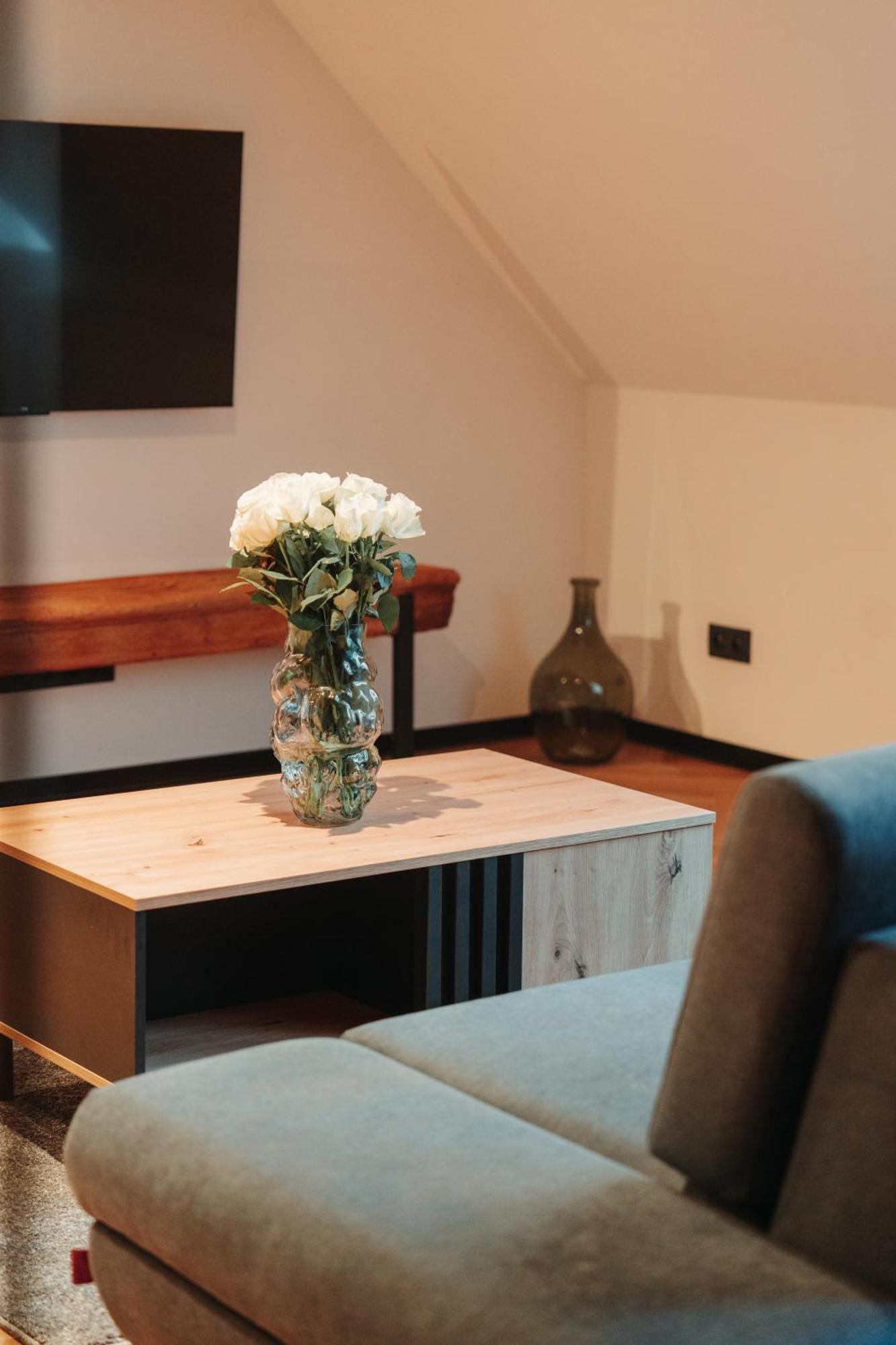 Hviezdoslavova Apartments, Trnava Centre, Parking Available Exterior photo