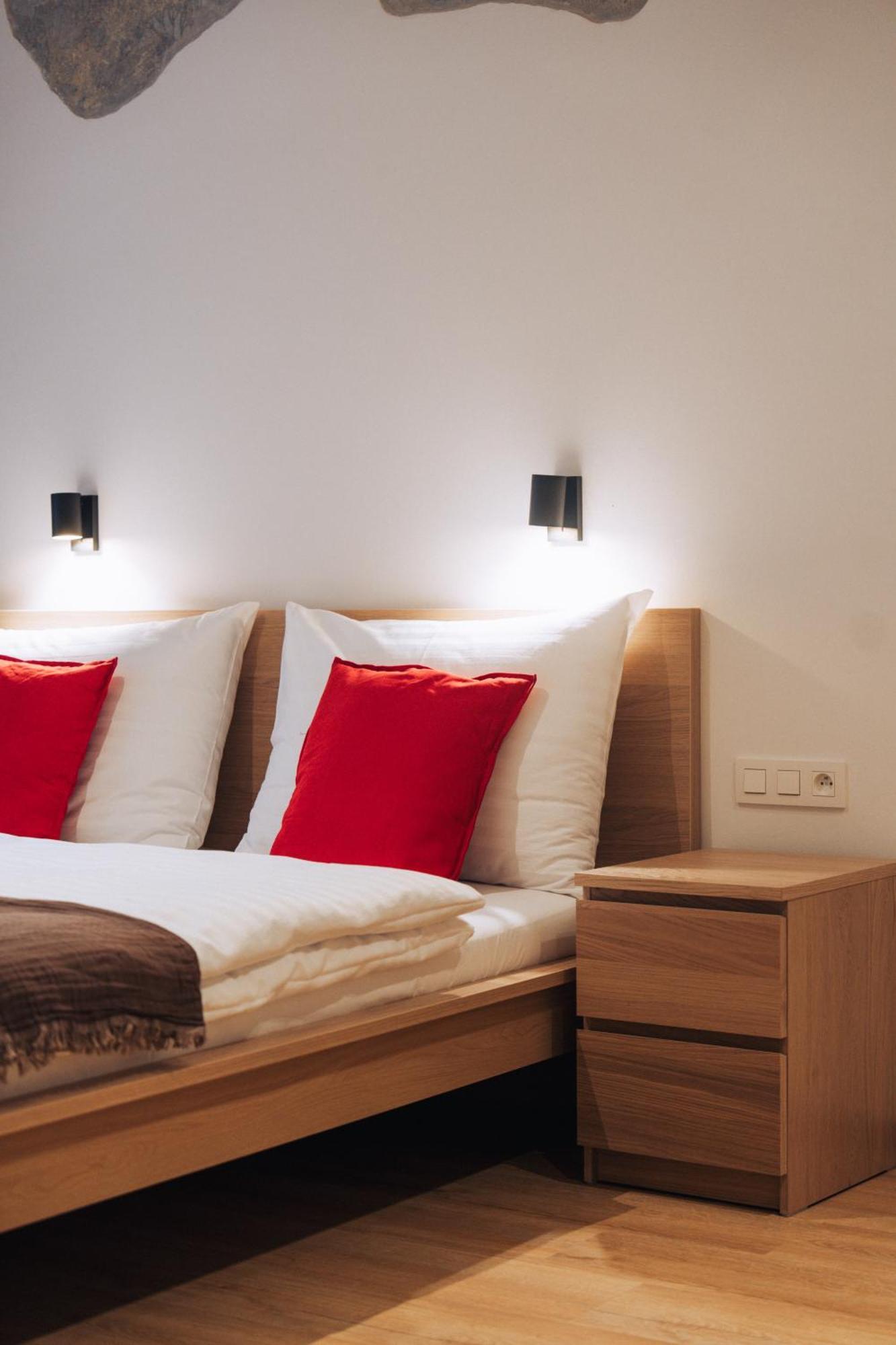 Hviezdoslavova Apartments, Trnava Centre, Parking Available Exterior photo